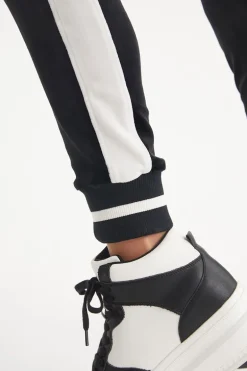 Joggers I Kontrastribbete Velour