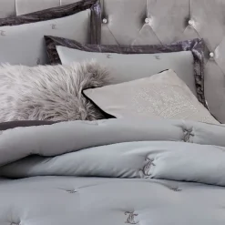 Monogram Velvet Dynesett